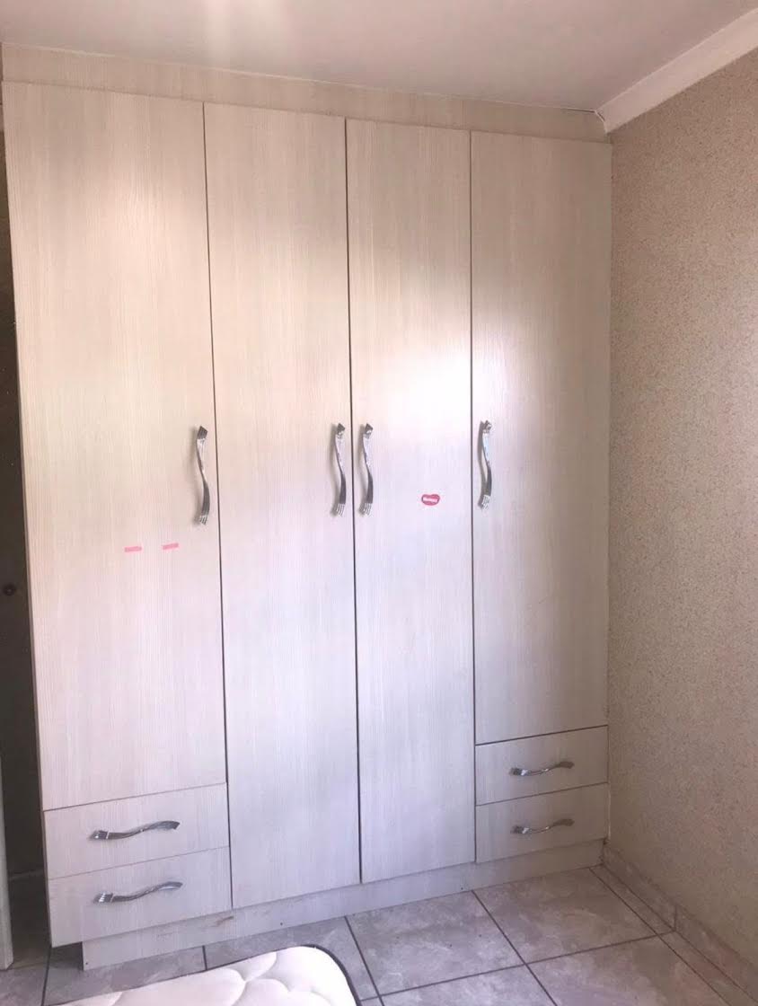 3 Bedroom Property for Sale in Fleurhof Gauteng