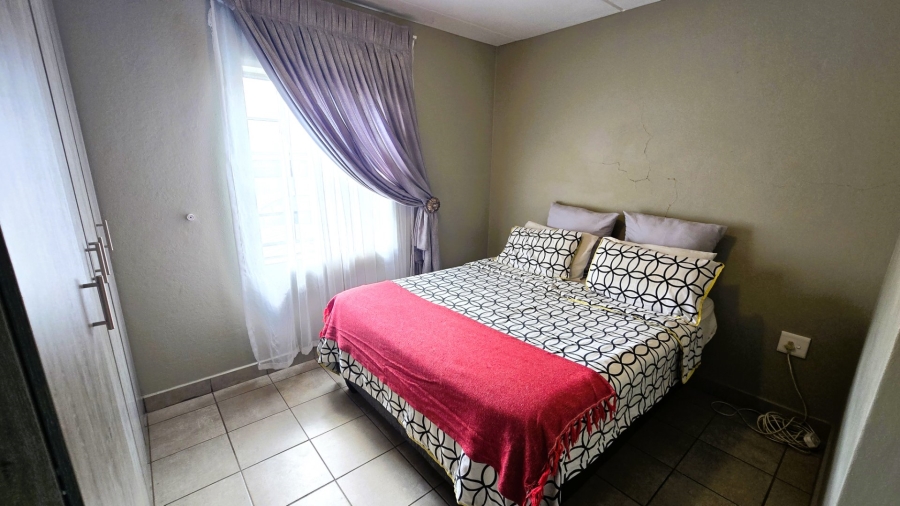 2 Bedroom Property for Sale in Montana Tuine Gauteng