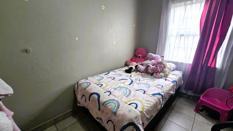 2 Bedroom Property for Sale in Montana Tuine Gauteng