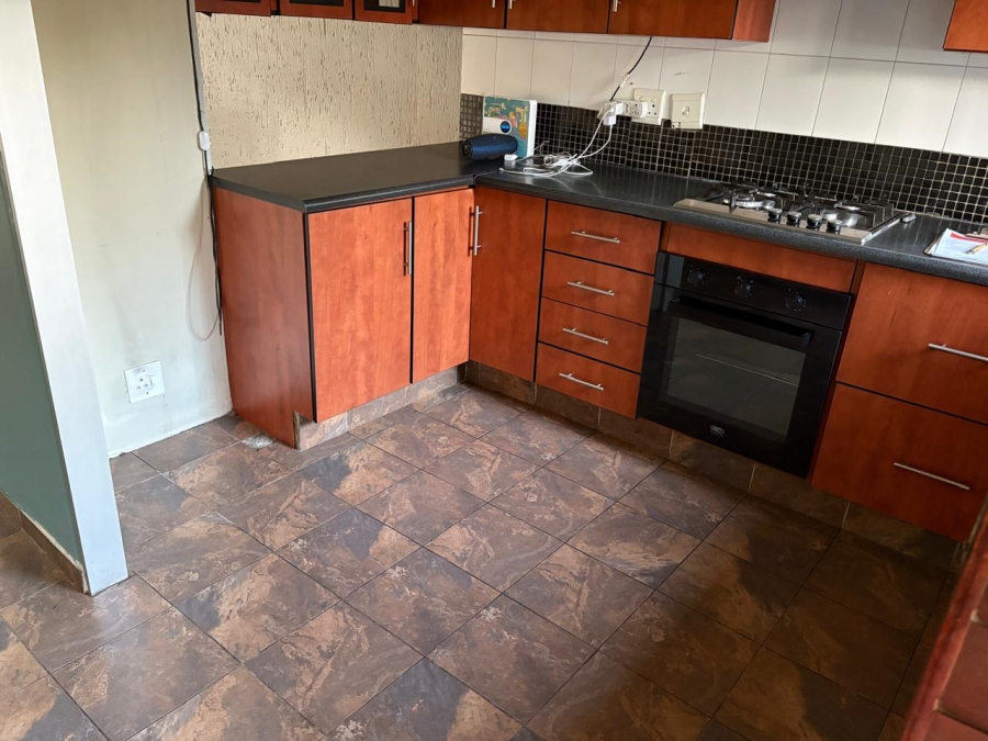 To Let 2 Bedroom Property for Rent in New Market Park Gauteng