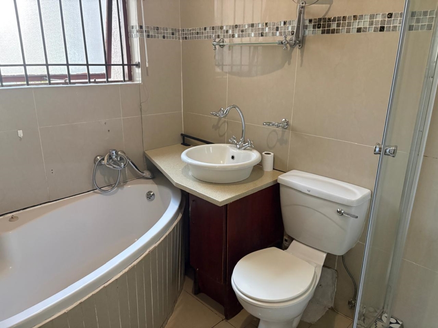 To Let 2 Bedroom Property for Rent in New Market Park Gauteng