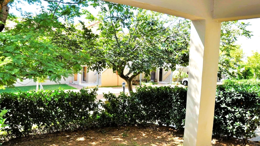 2 Bedroom Property for Sale in Leeuwenhof Estate Gauteng