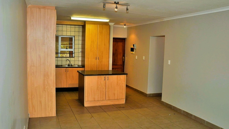 2 Bedroom Property for Sale in Leeuwenhof Estate Gauteng