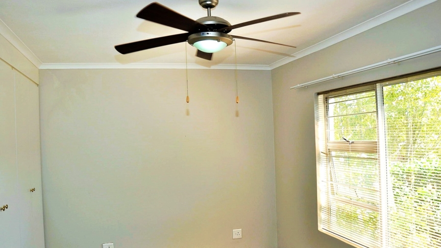 2 Bedroom Property for Sale in Leeuwenhof Estate Gauteng