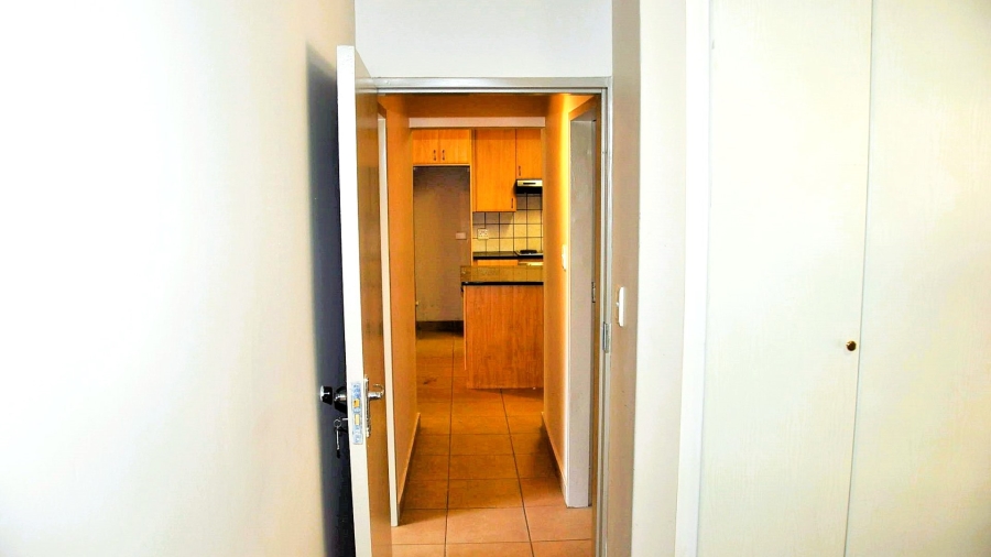 2 Bedroom Property for Sale in Leeuwenhof Estate Gauteng