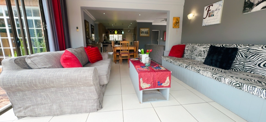 3 Bedroom Property for Sale in Three Rivers Gauteng