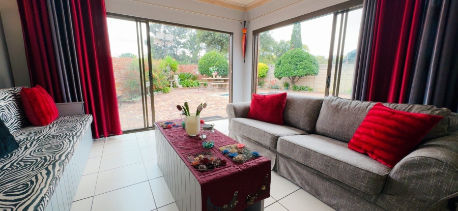 3 Bedroom Property for Sale in Three Rivers Gauteng
