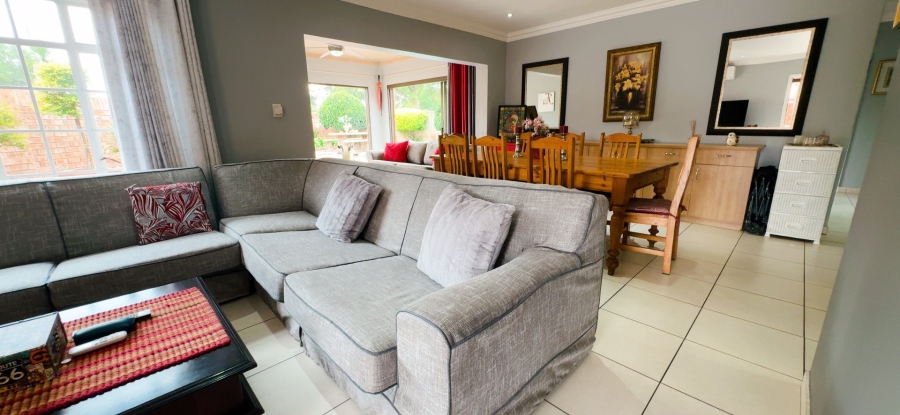 3 Bedroom Property for Sale in Three Rivers Gauteng