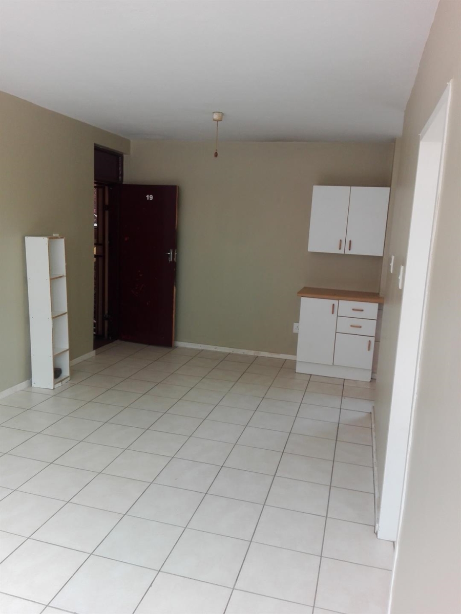 1 Bedroom Property for Sale in Daspoort Gauteng