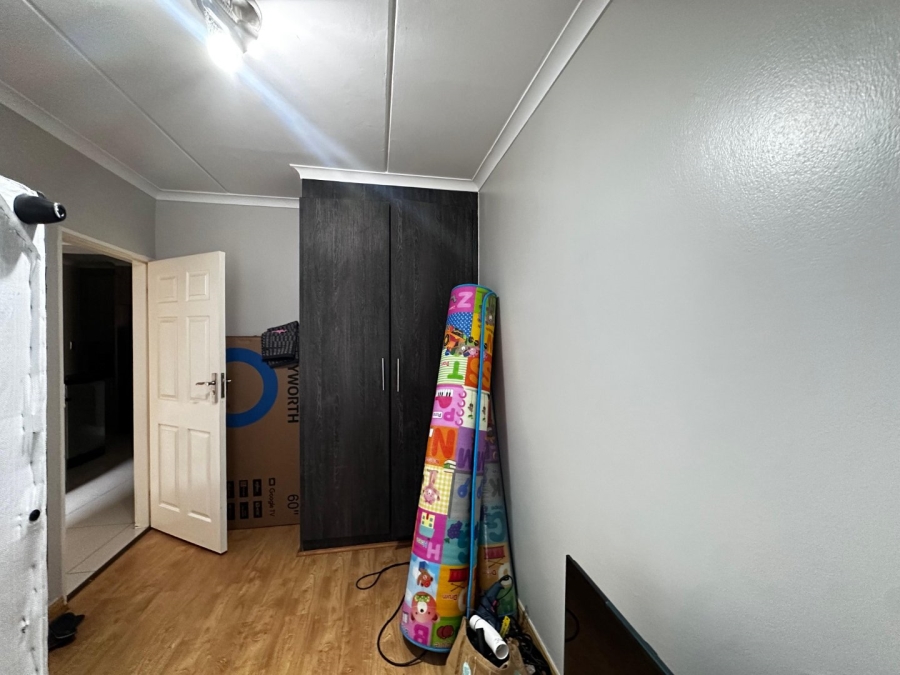 To Let 3 Bedroom Property for Rent in Fairlead Gauteng