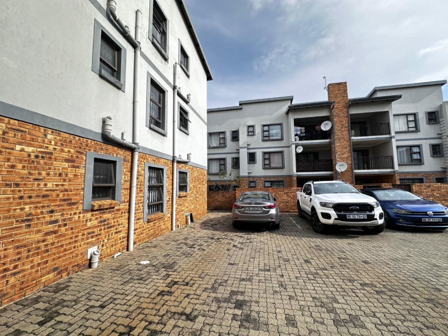 To Let 3 Bedroom Property for Rent in Fairlead Gauteng