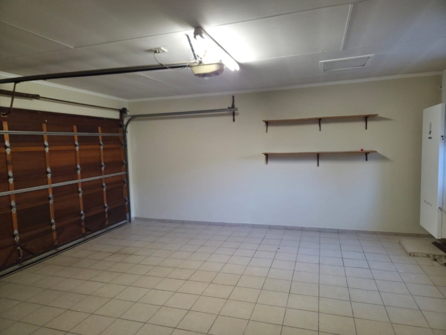 3 Bedroom Property for Sale in Helderwyk Gauteng