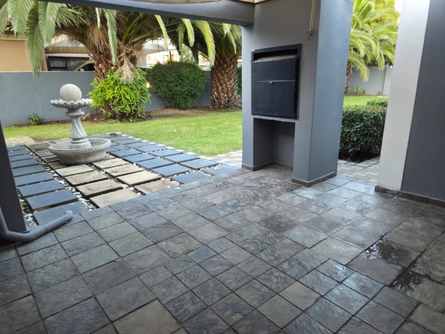 3 Bedroom Property for Sale in Helderwyk Gauteng