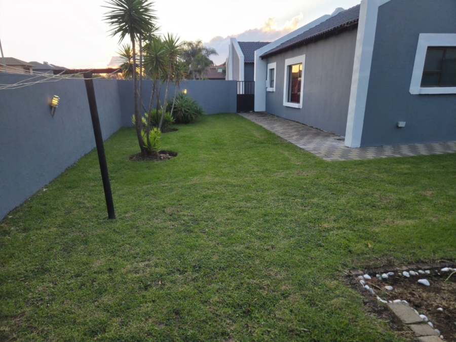 3 Bedroom Property for Sale in Helderwyk Gauteng