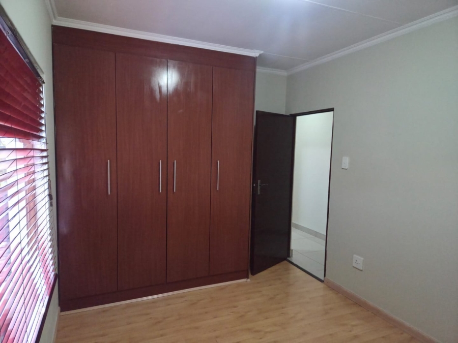 3 Bedroom Property for Sale in Helderwyk Gauteng