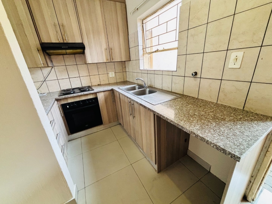 3 Bedroom Property for Sale in Vorna Valley Gauteng