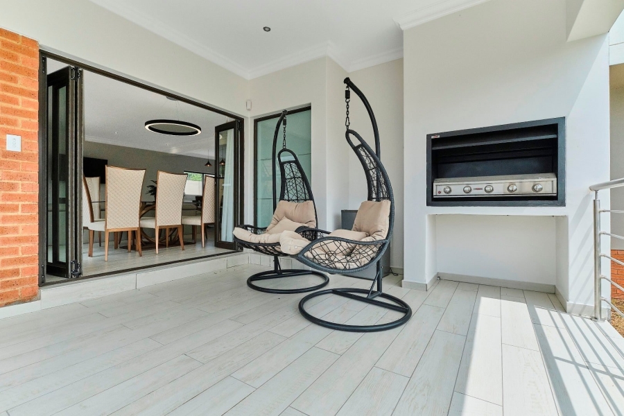 3 Bedroom Property for Sale in Bryanston Gauteng