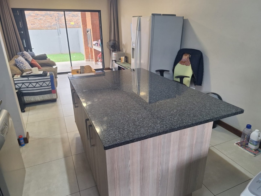 2 Bedroom Property for Sale in Montana Gauteng