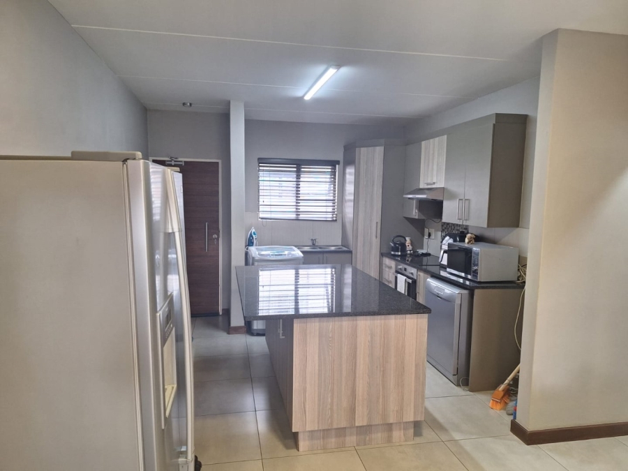 2 Bedroom Property for Sale in Montana Gauteng