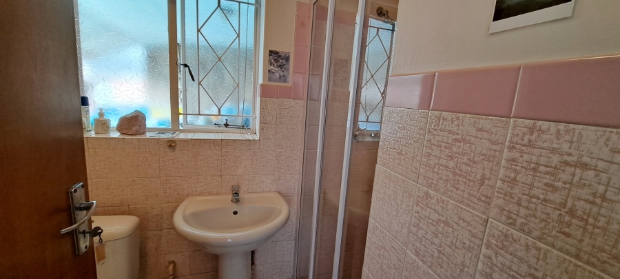 To Let 1 Bedroom Property for Rent in Solheim Gauteng