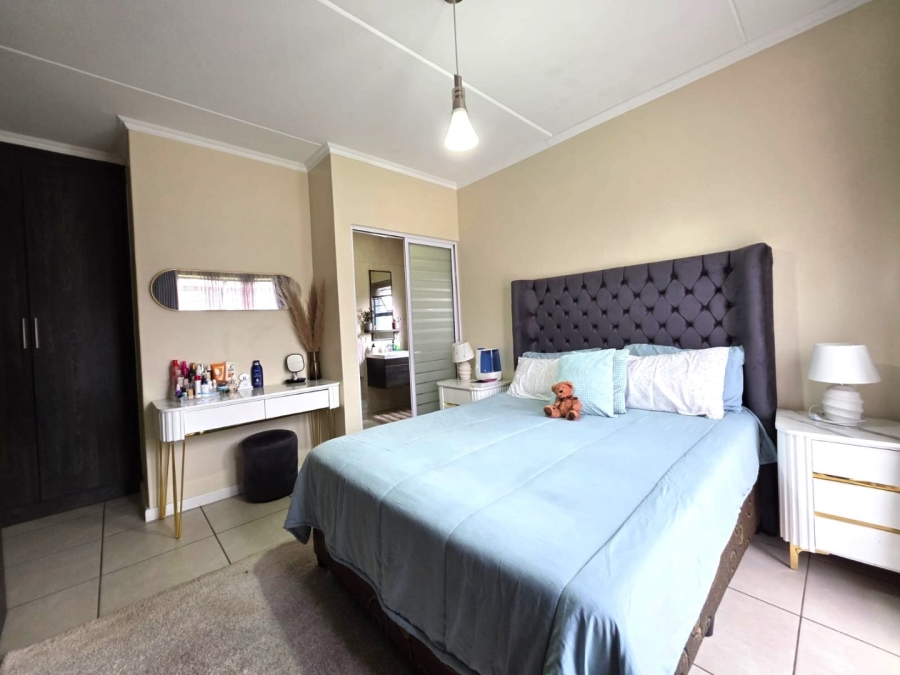 3 Bedroom Property for Sale in Longmeadow Gauteng