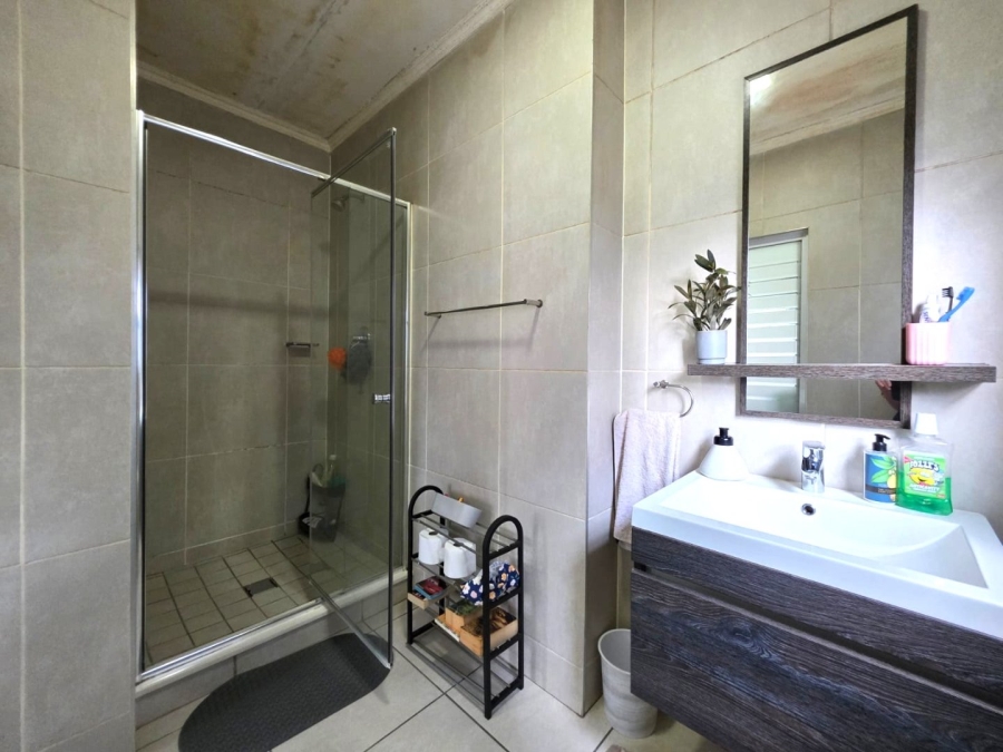 3 Bedroom Property for Sale in Longmeadow Gauteng