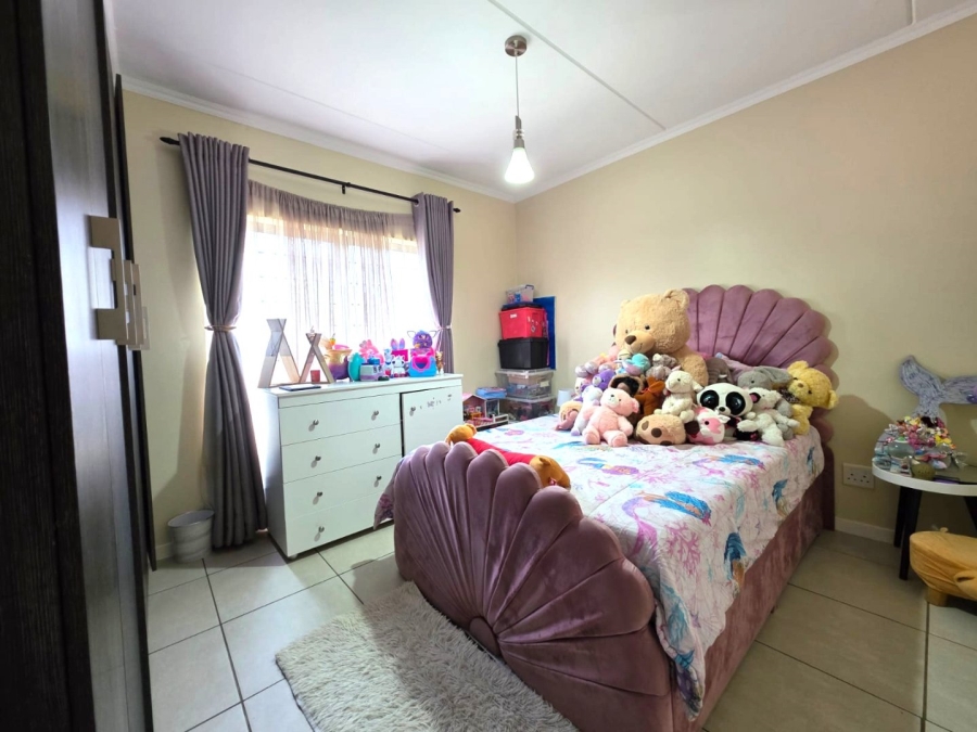 3 Bedroom Property for Sale in Longmeadow Gauteng