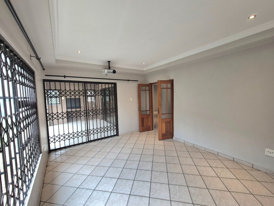 3 Bedroom Property for Sale in Vanderbijlpark SW 5 Gauteng