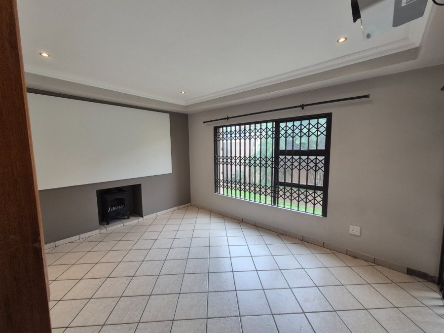 3 Bedroom Property for Sale in Vanderbijlpark SW 5 Gauteng