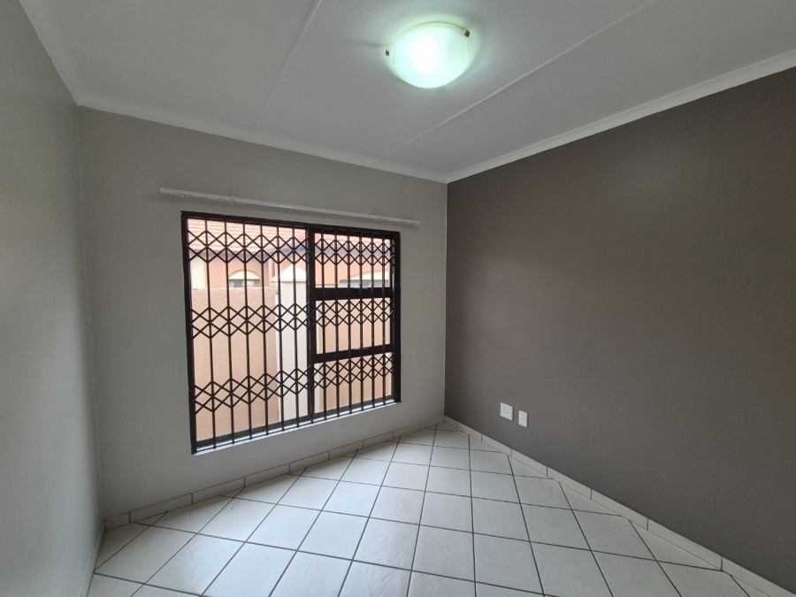 3 Bedroom Property for Sale in Vanderbijlpark SW 5 Gauteng
