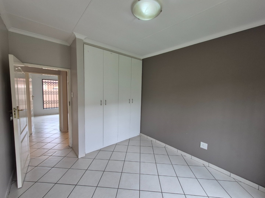 3 Bedroom Property for Sale in Vanderbijlpark SW 5 Gauteng