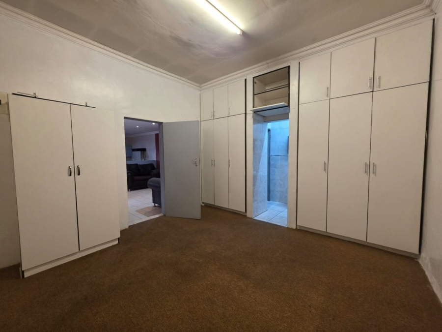 4 Bedroom Property for Sale in Selection Park Gauteng