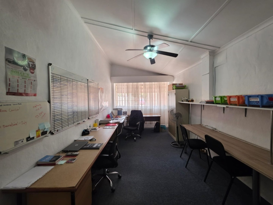 4 Bedroom Property for Sale in Selection Park Gauteng