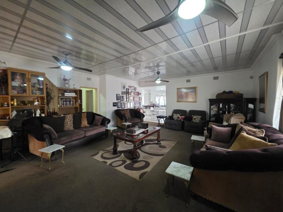 4 Bedroom Property for Sale in Selection Park Gauteng