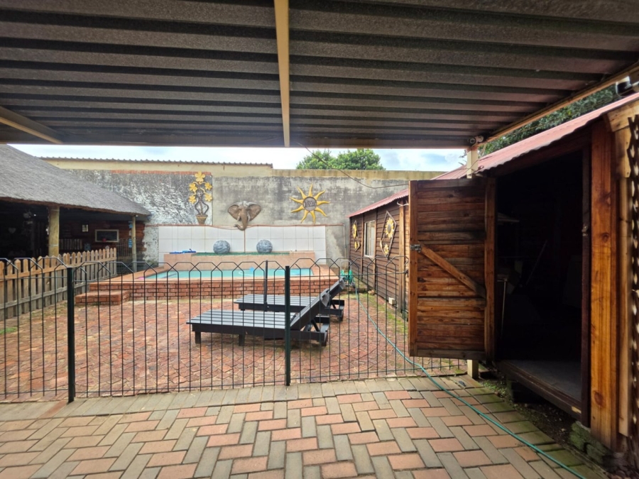 4 Bedroom Property for Sale in Selection Park Gauteng