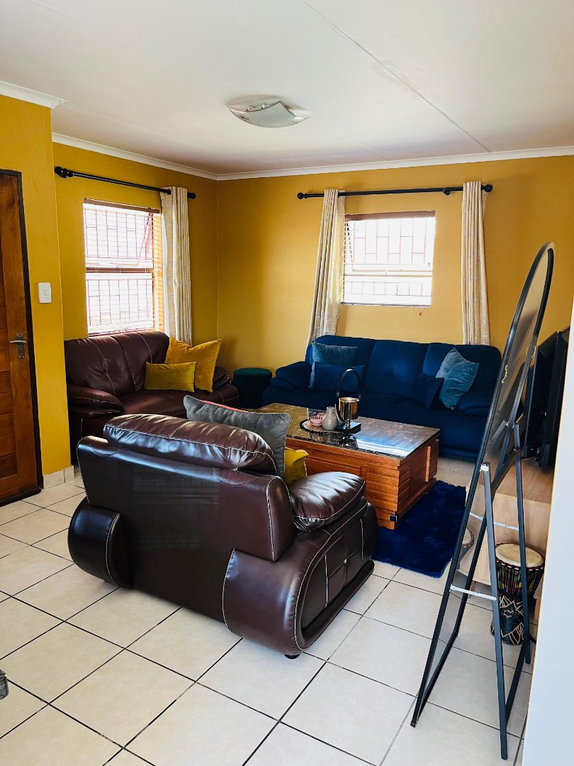 3 Bedroom Property for Sale in Kosmosdal Gauteng
