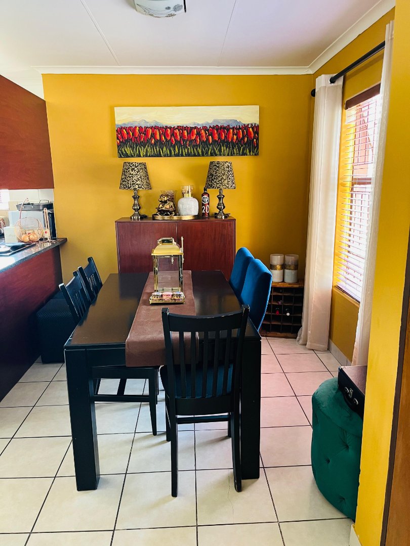 3 Bedroom Property for Sale in Kosmosdal Gauteng