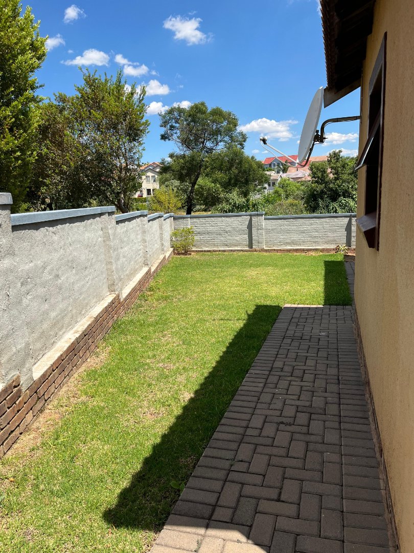 3 Bedroom Property for Sale in Kosmosdal Gauteng