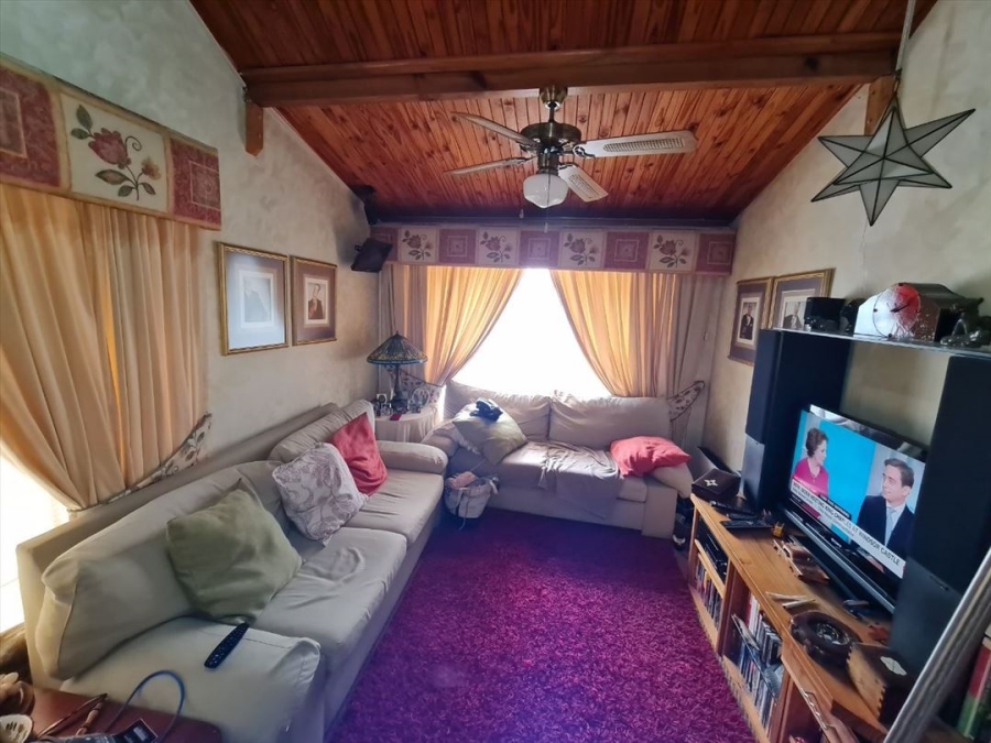 3 Bedroom Property for Sale in Esther Park Gauteng