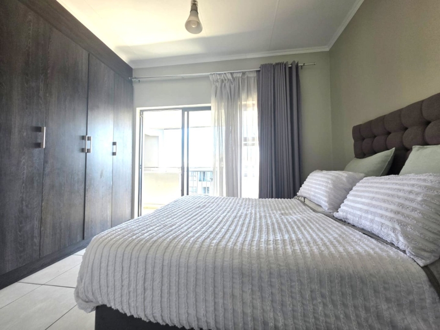 1 Bedroom Property for Sale in Longmeadow Gauteng