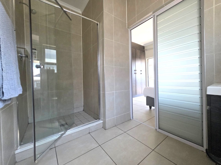 1 Bedroom Property for Sale in Longmeadow Gauteng