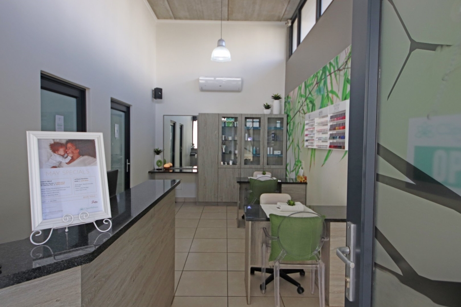 1 Bedroom Property for Sale in Longmeadow Gauteng