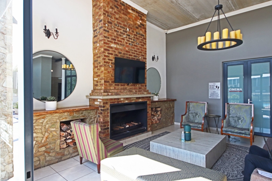 1 Bedroom Property for Sale in Longmeadow Gauteng