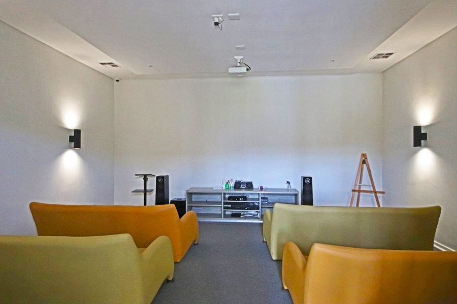 1 Bedroom Property for Sale in Modderfontein Gauteng