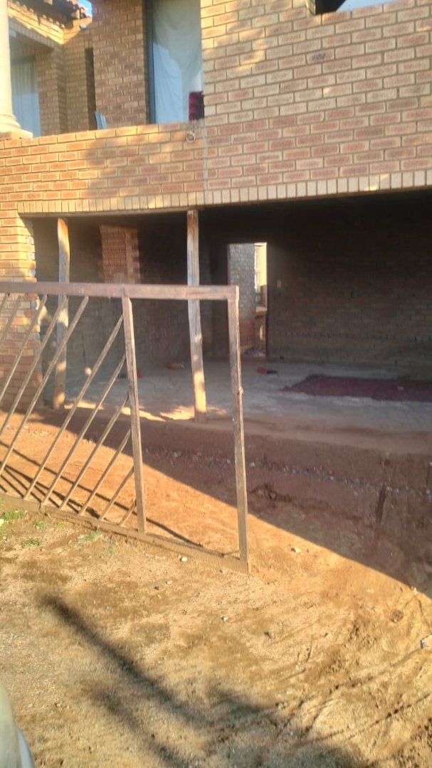 4 Bedroom Property for Sale in Kwenele Gauteng