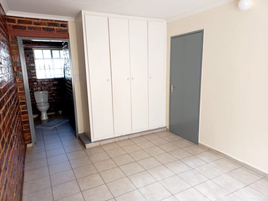 1 Bedroom Property for Sale in Putfontein Gauteng