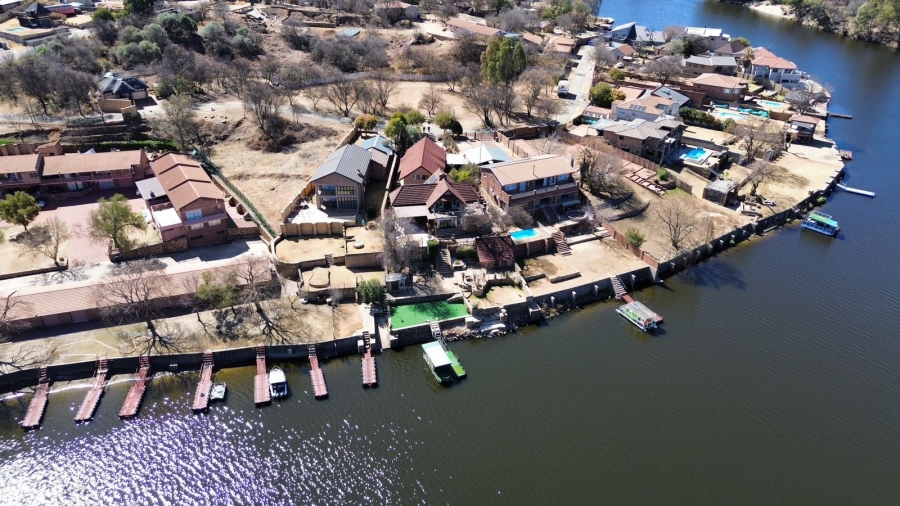 Commercial Property for Sale in Vaaloewer Gauteng