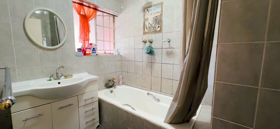 3 Bedroom Property for Sale in Three Rivers Gauteng