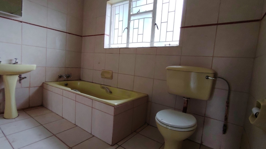 4 Bedroom Property for Sale in Kookrus Gauteng