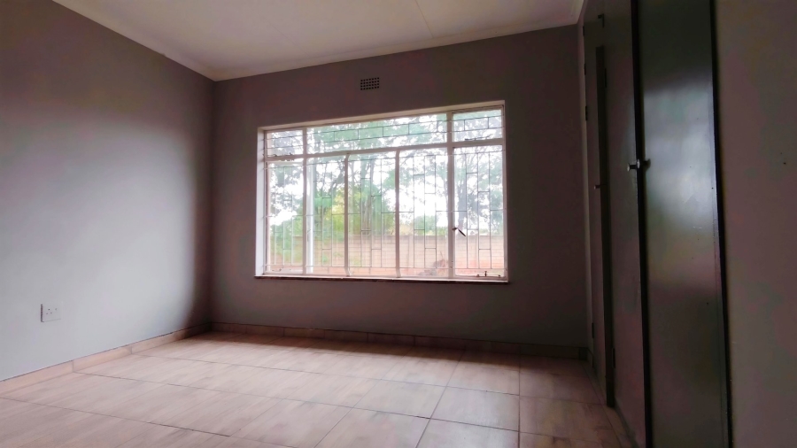 4 Bedroom Property for Sale in Kookrus Gauteng